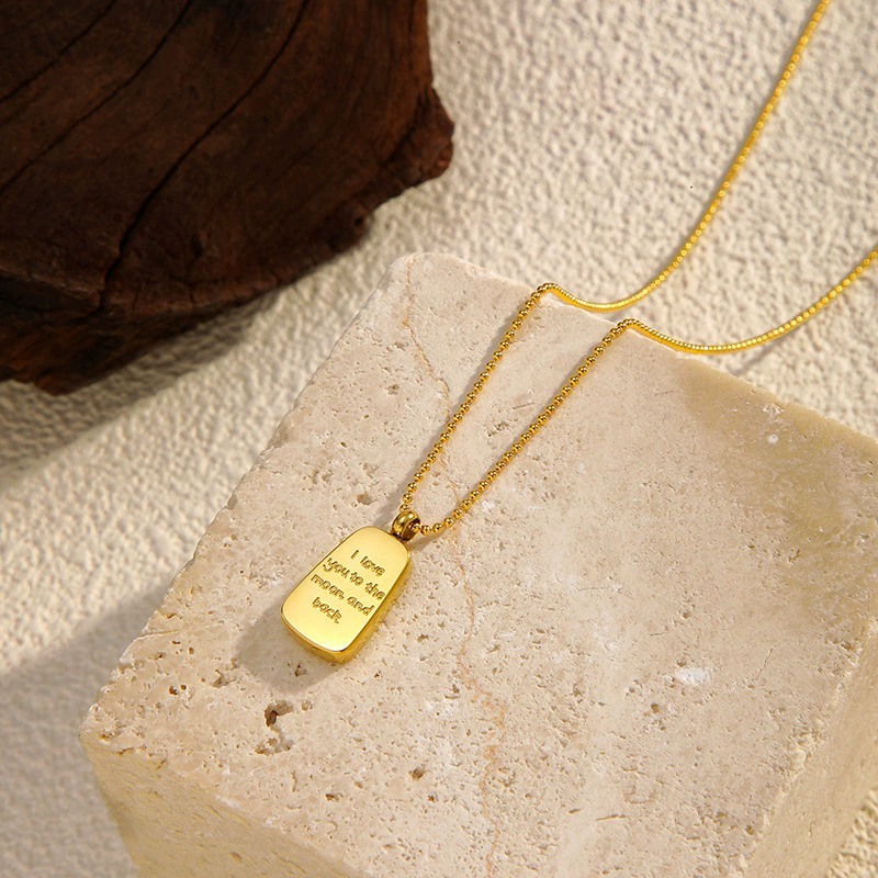 Evanne – Kette Anhänger Edelstahl Moderne Eleganz