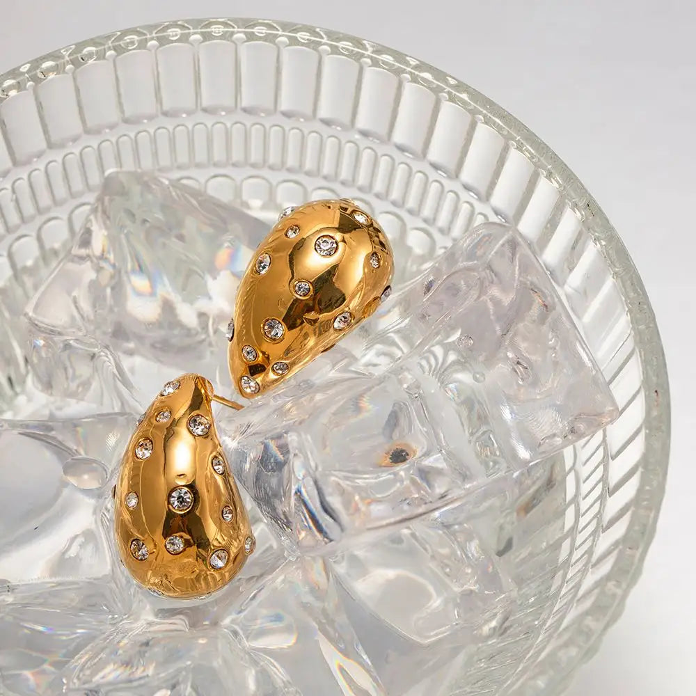 Zivia – Elegante Ohrstecker für Frauen