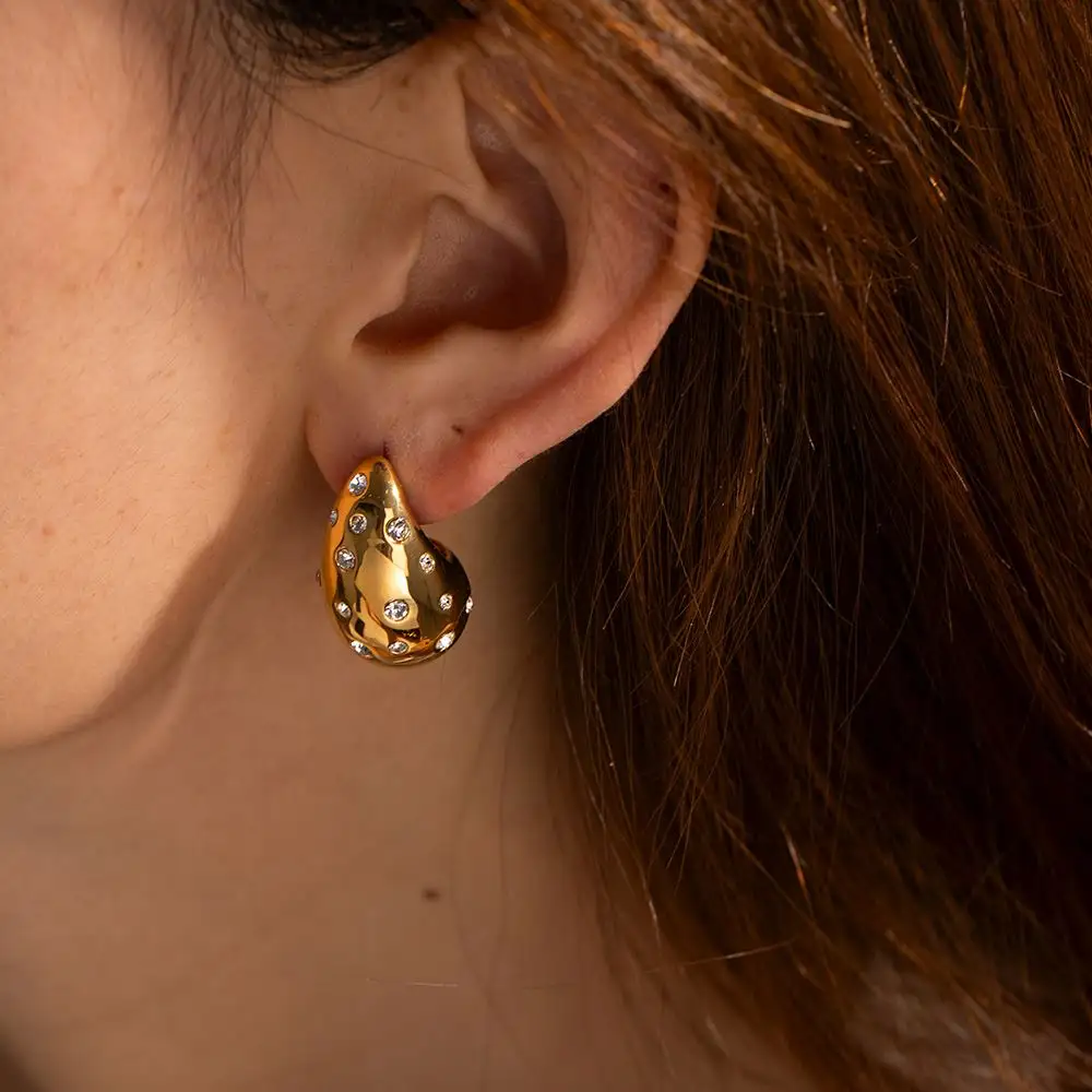 Zivia – Elegante Ohrstecker für Frauen