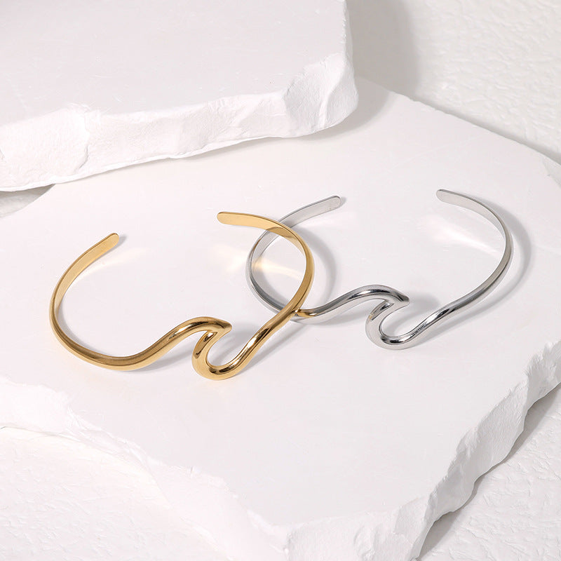 Nox – Geometrisches Minimalistisches Armband