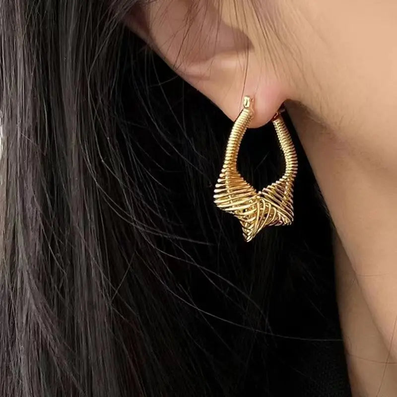 Ines – Draht-Kreolen Retro Beschichtet Gold