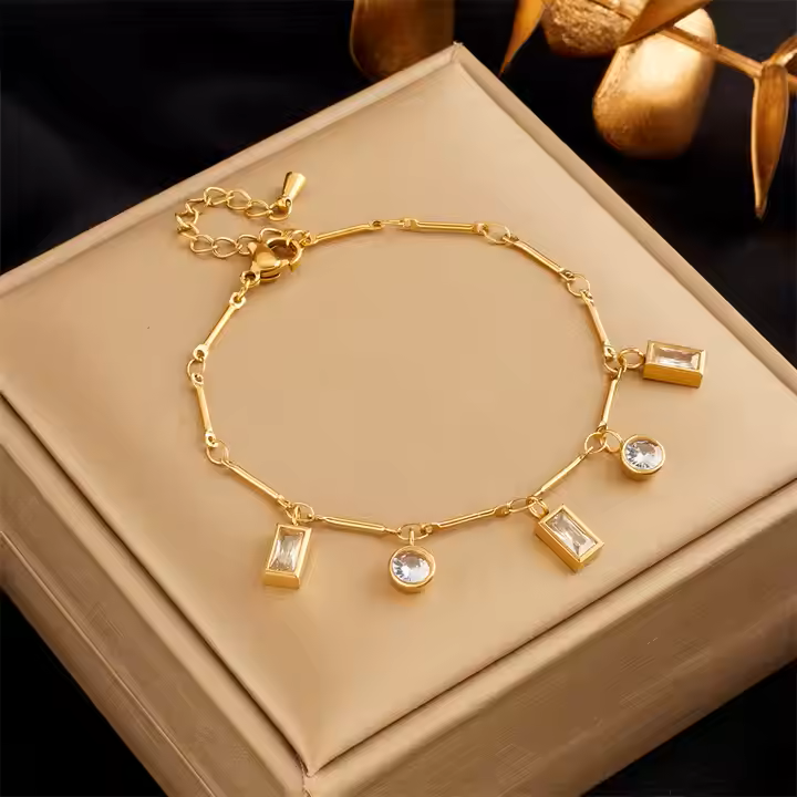 Oriana – Armband Kette Verziert mit Runden und Eckigen Kristallen