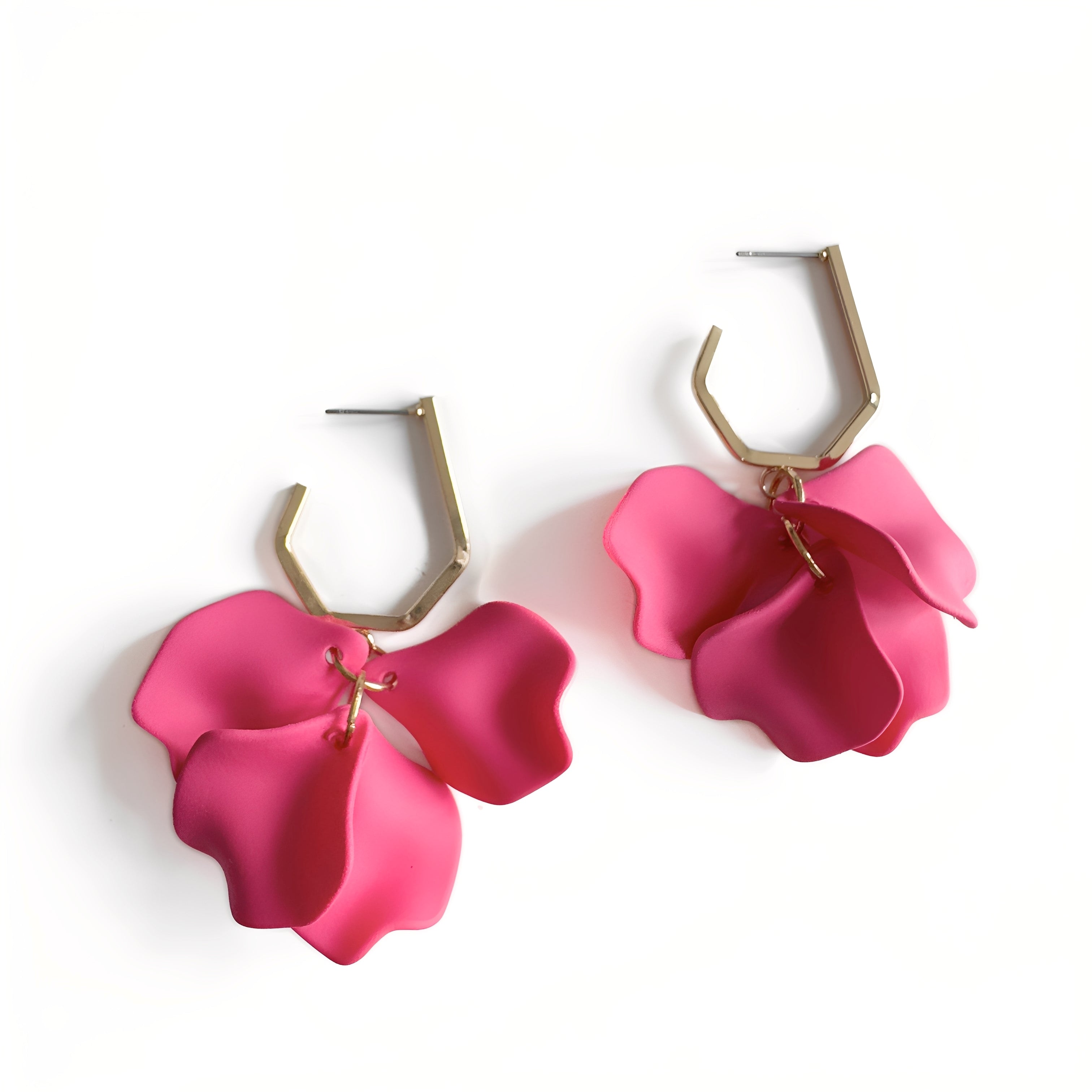 Rosalie – Ohrringe mit Rosenblütenblättern