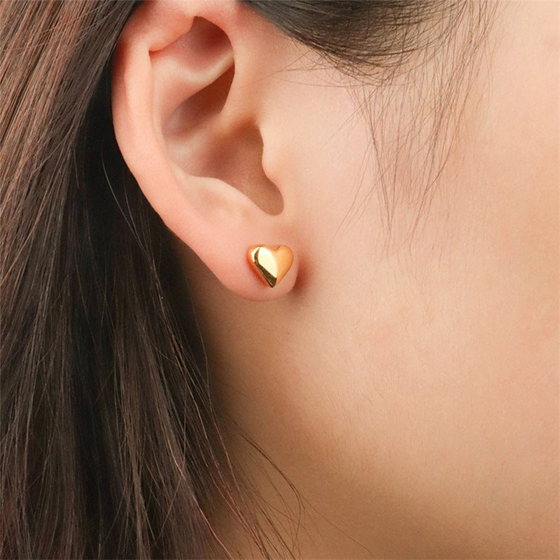 Mila – Ohrringe Stecker Herz Gold