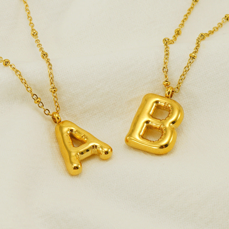 Lina – Halskette Ballonbuchstabe Gold