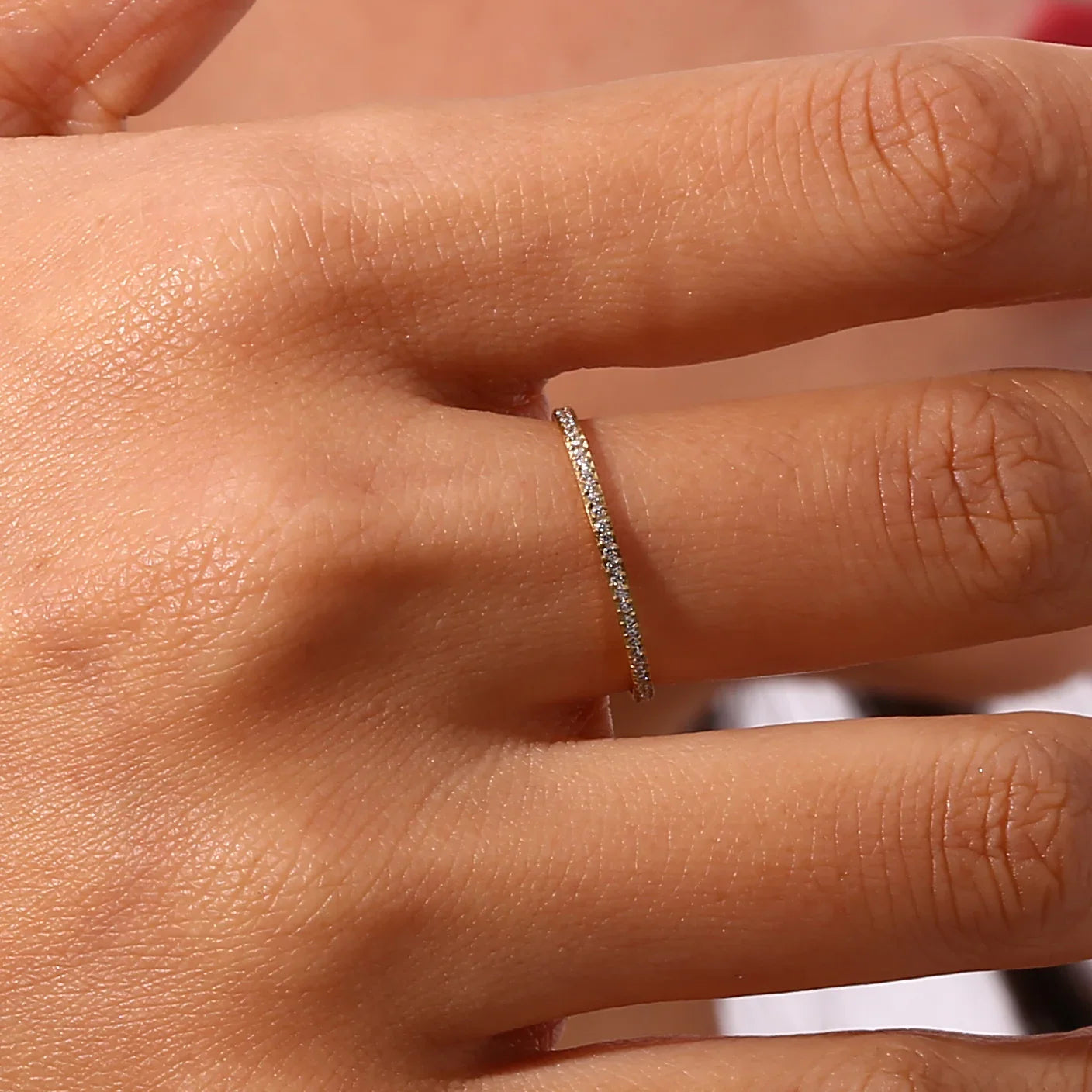 Zarra – Pavé-Ring aus strahlendem Gold