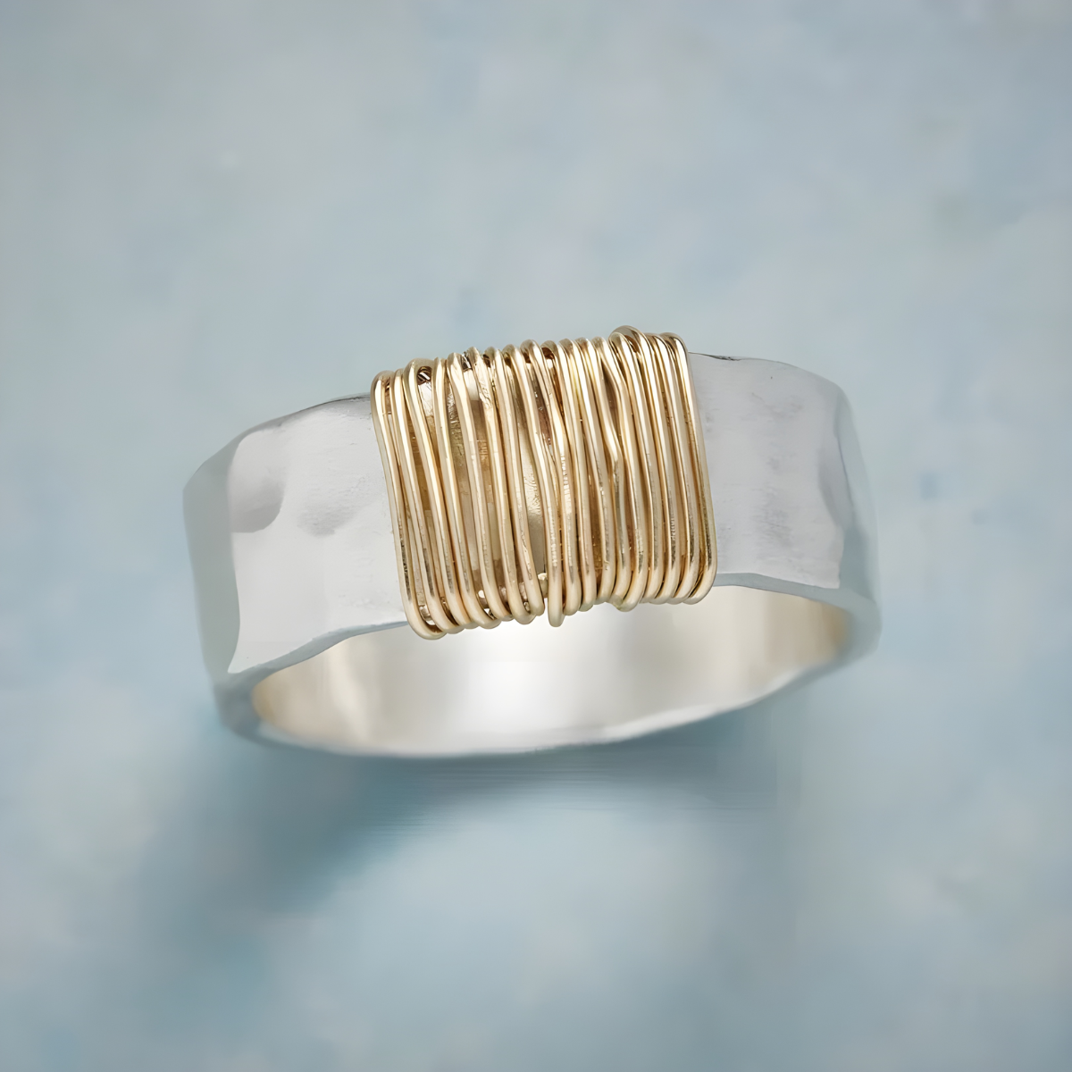 Lysandra – Einfache Geometrische Ring mit Breitem Gesicht