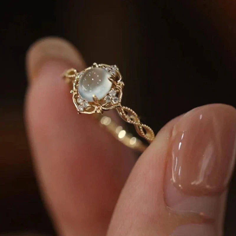 Viviane – Ring Mondstein Elegant