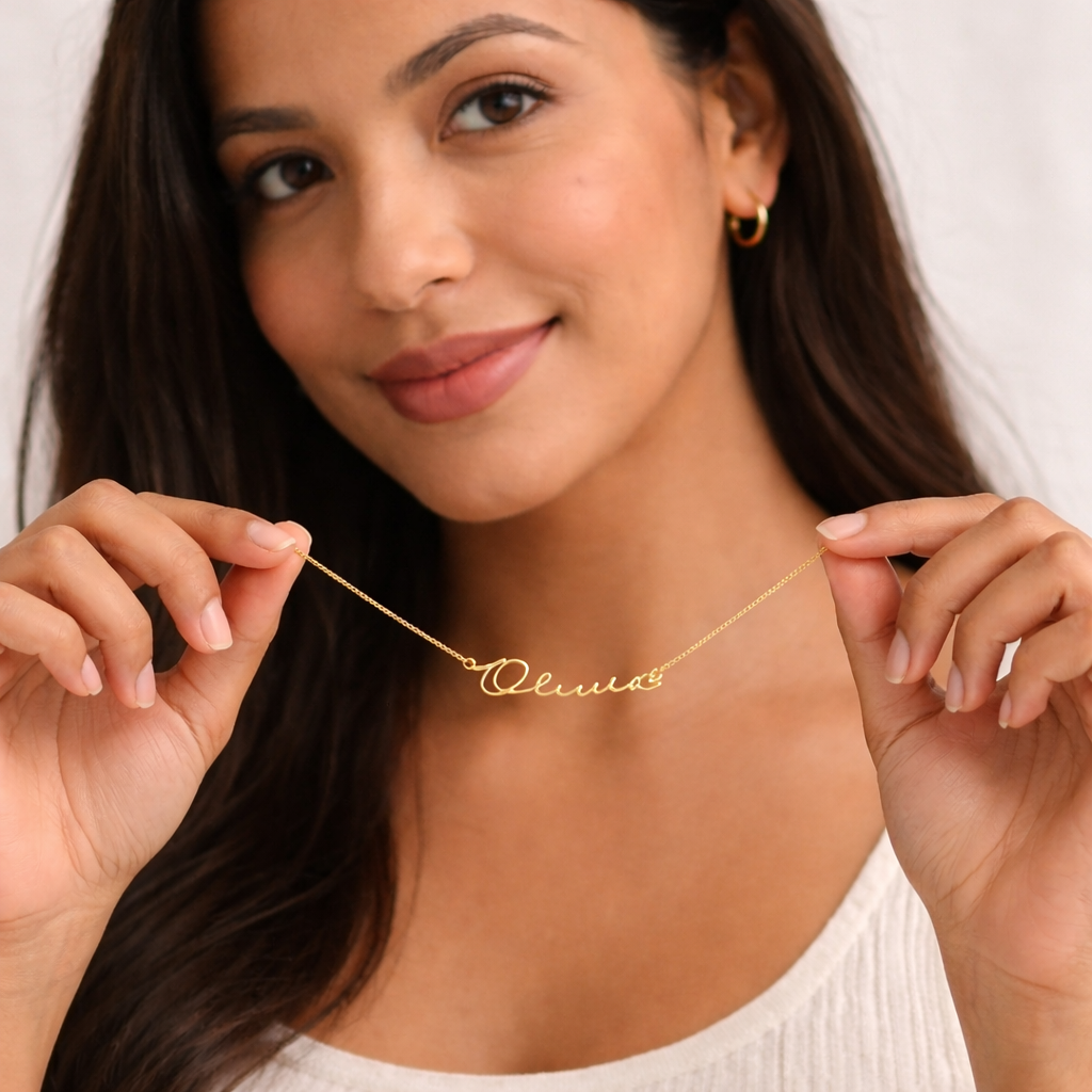 Olivia – Halskette mit personalisiertem Namen