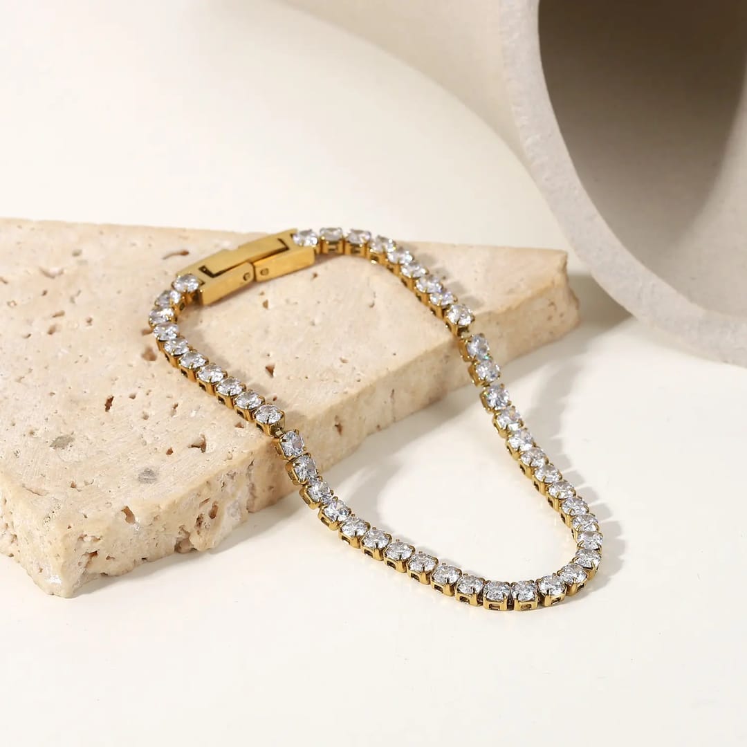 Kiara – Glänzendes Kettenarmband