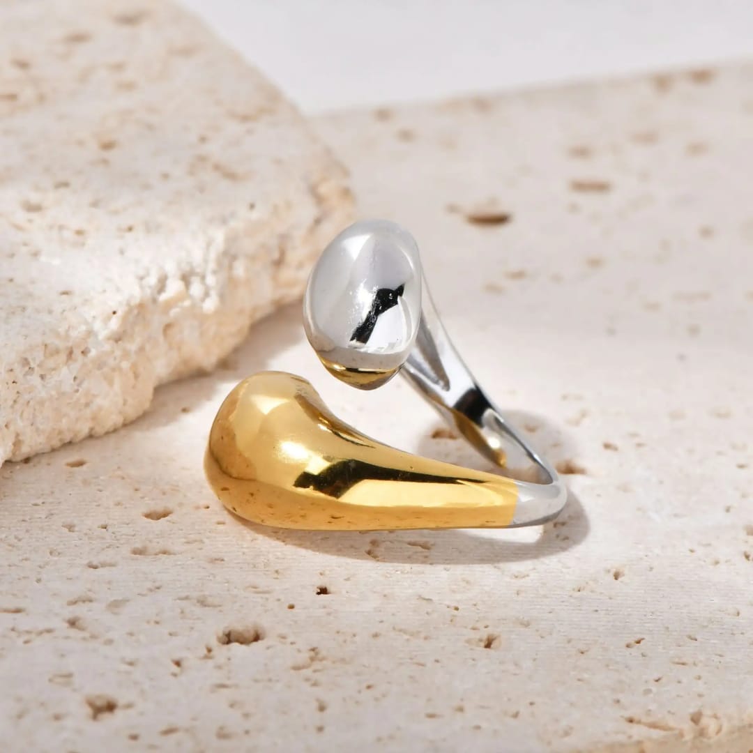 Cora – Eleganter goldener Ring