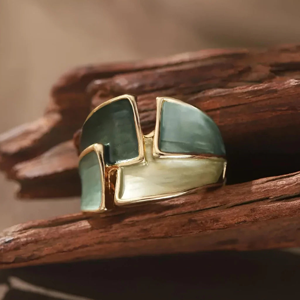 Clara – Kreativer Minimalistischer und Vielseitiger Ring