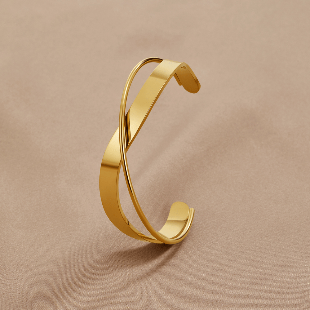 Arielle – Eleganter Goldener Armreif