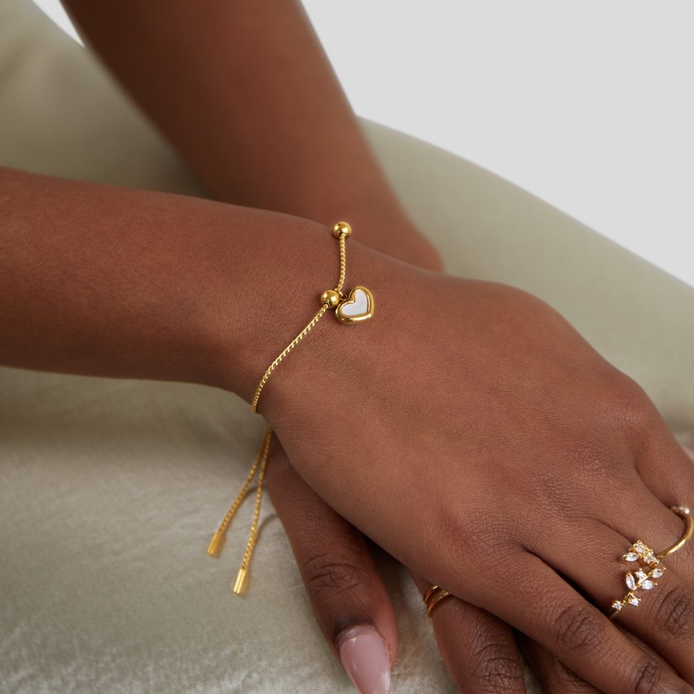 Hecate - Ewiges Liebesherz-Armband
