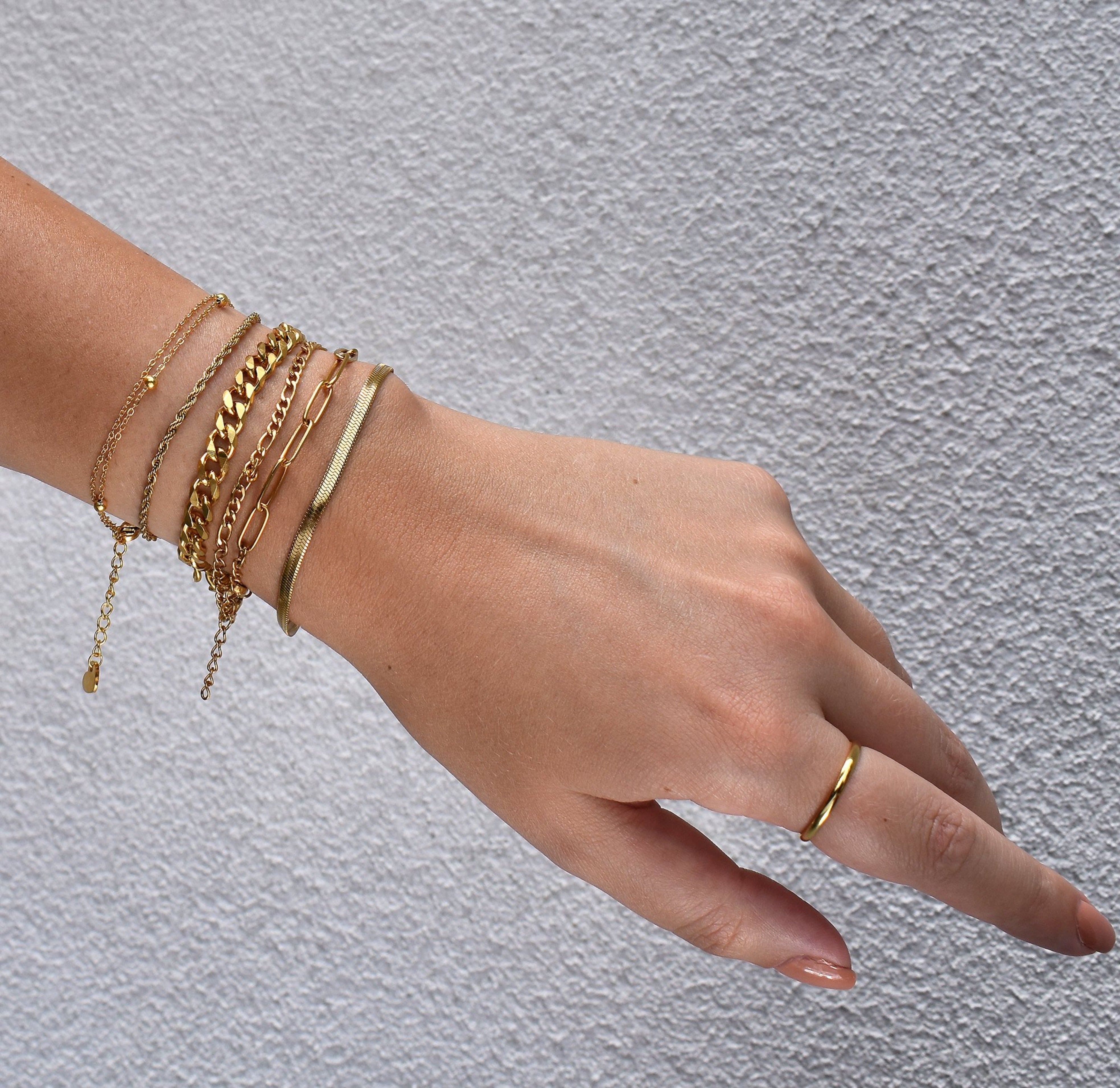 Becca – Armband Schlangen Kette aus Gold