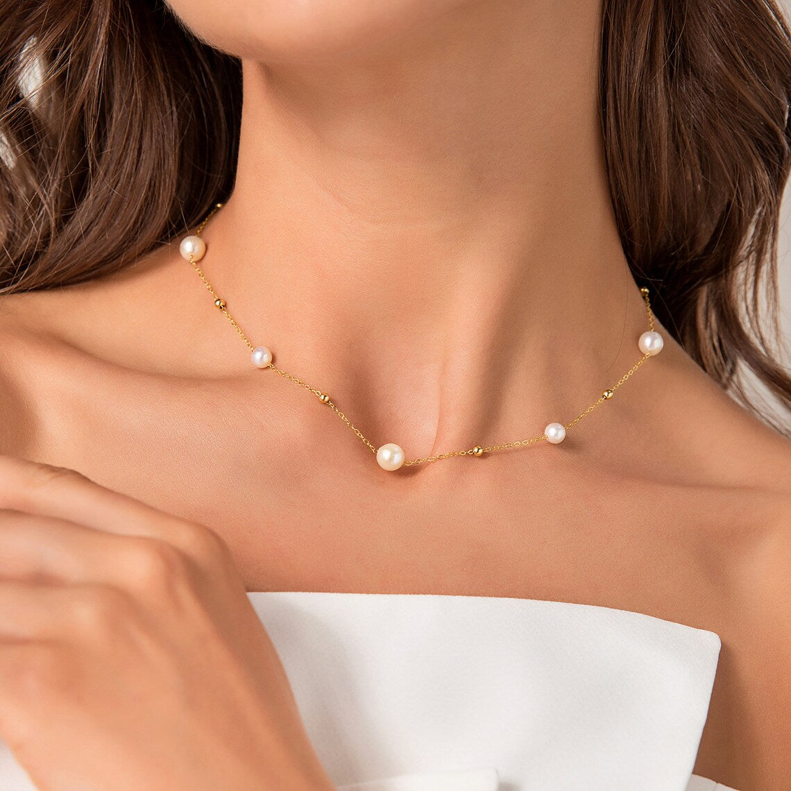 Gold und Perlenkette - abwechselnd Perlen und Goldkette