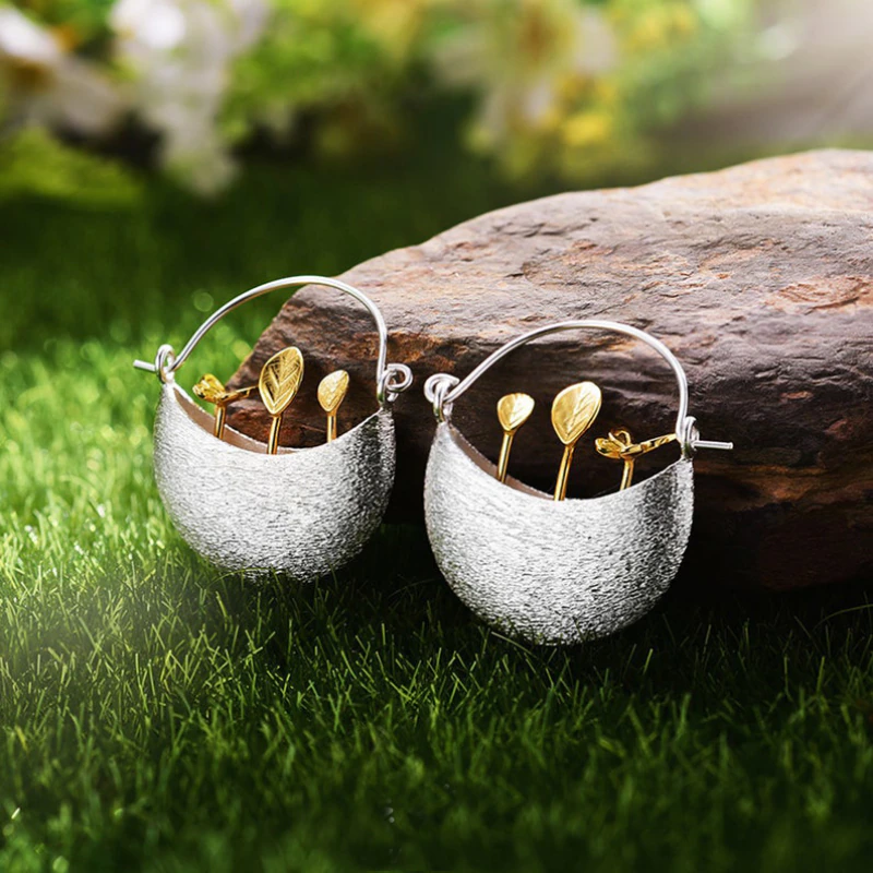Florella – Blumenohrringe in Silber und Gold