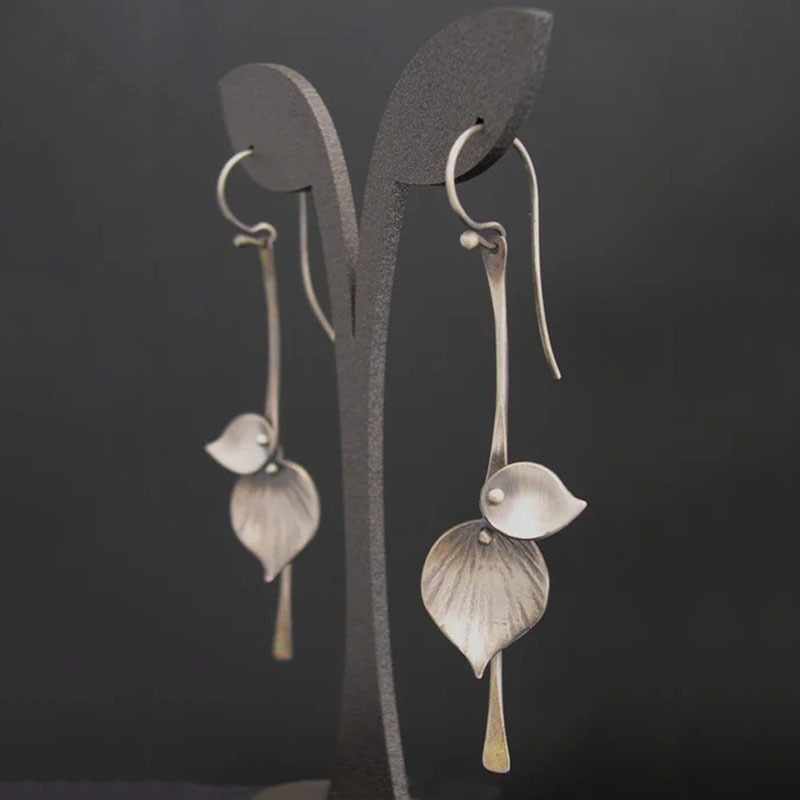 Alira – Vintage-Blatt-Ohrringe in Silber