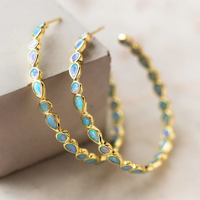 Maricel – Kreise Gold und Opal Hängend