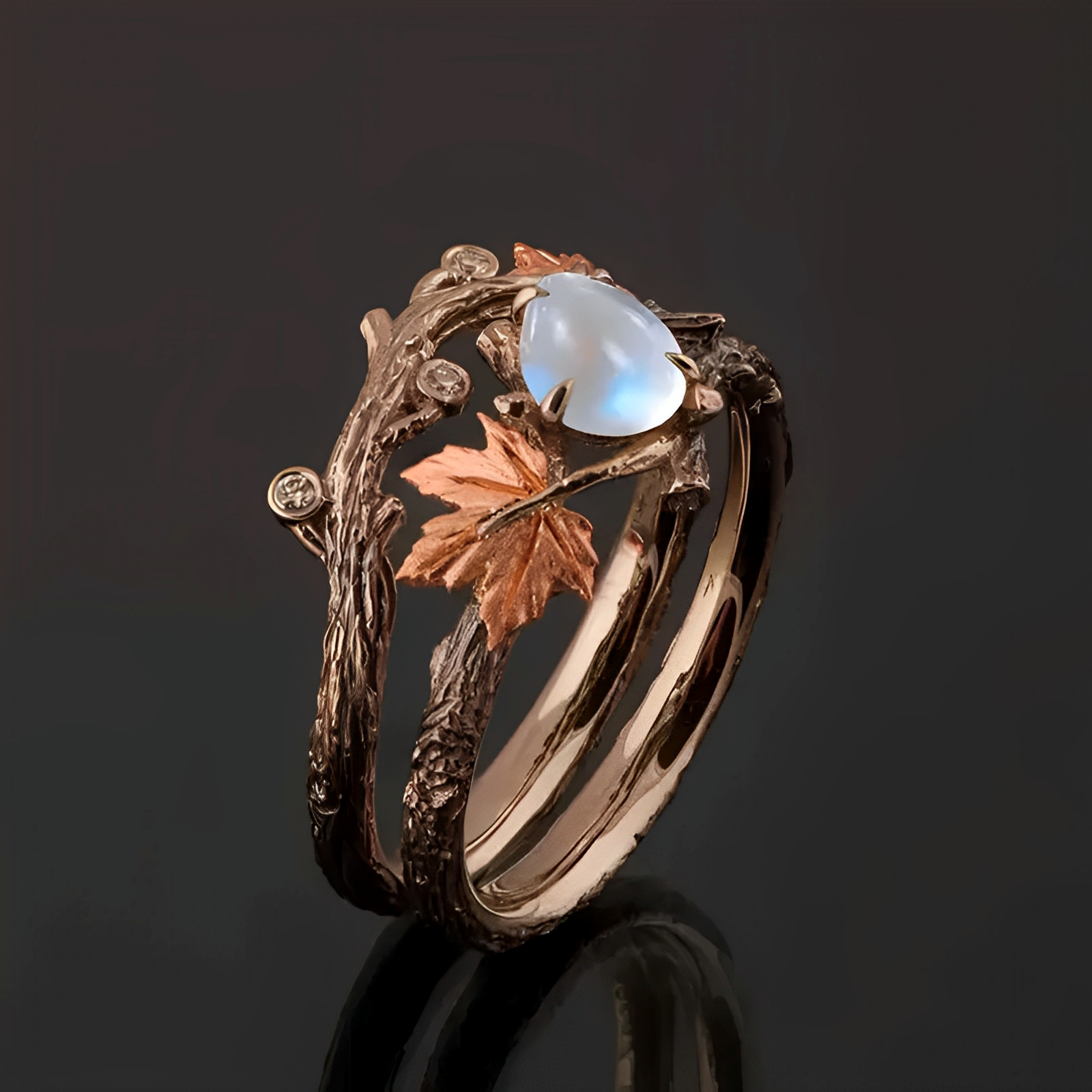 Celestia – Ring Mondstein mit natürlichem Charme
