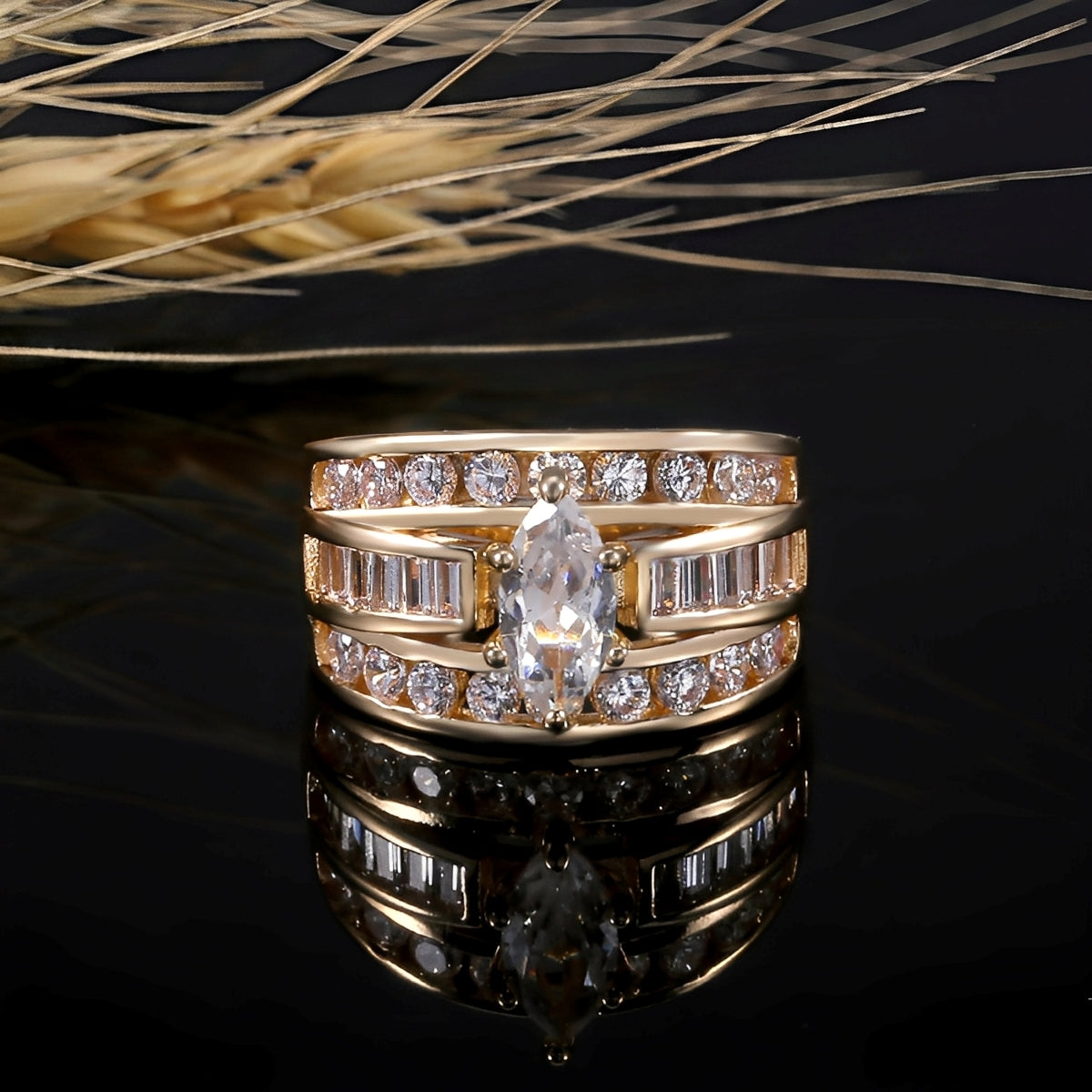 Tara – Bague in Gold Heller