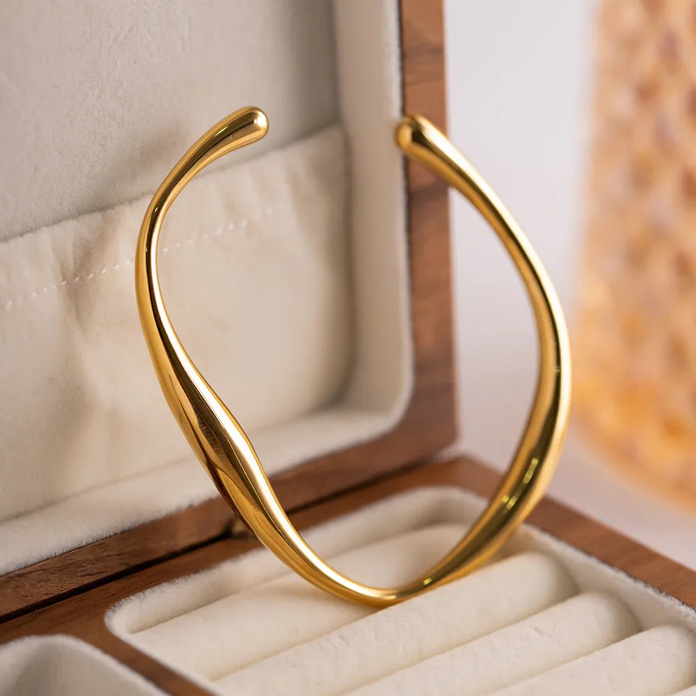 Diana – Vergoldetes Armband