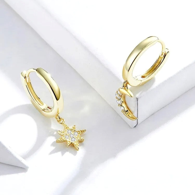 Celestia – Ohrringe Stern & Mond Gold