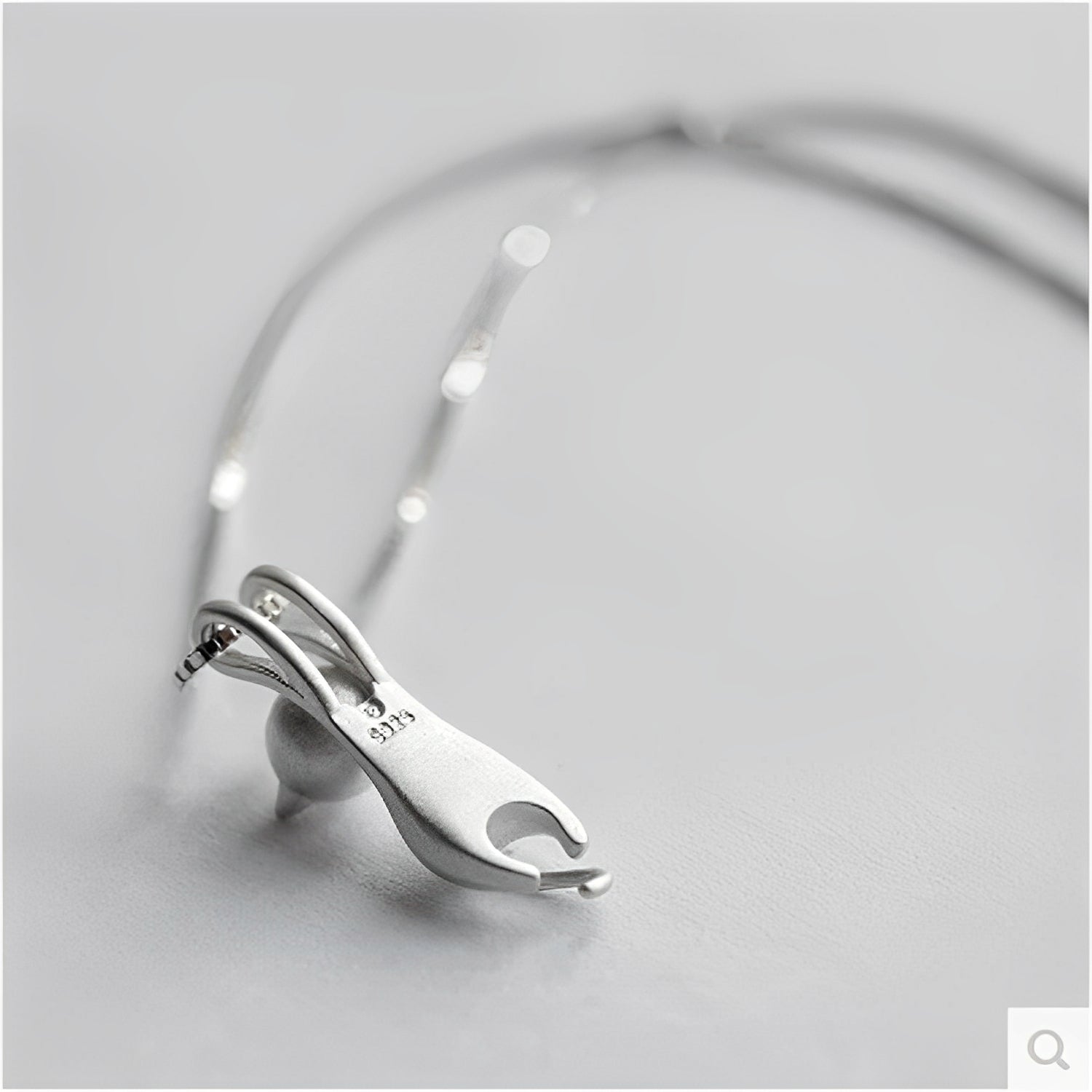 Mina – Kette Verspieltes Kätzchen aus 925 Silber