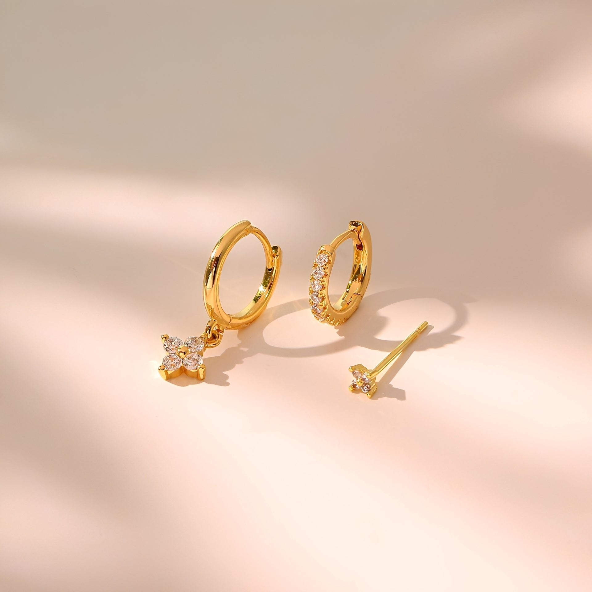 Selena – Set von Ohrringen mit Clip und Zirkonia
