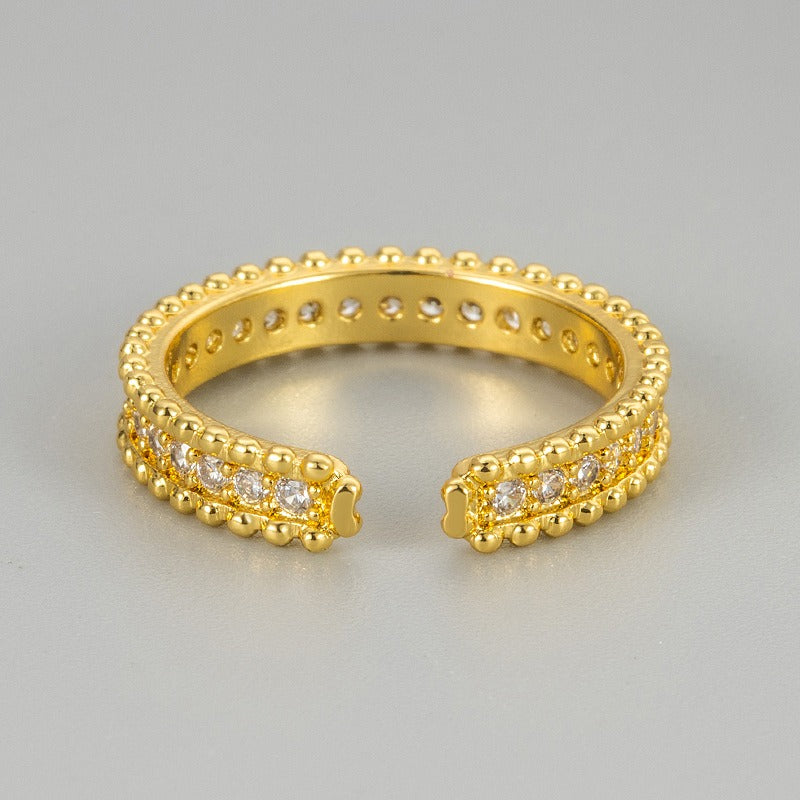 Aelya – Feiner Pavé-Ohrcuff aus Gold