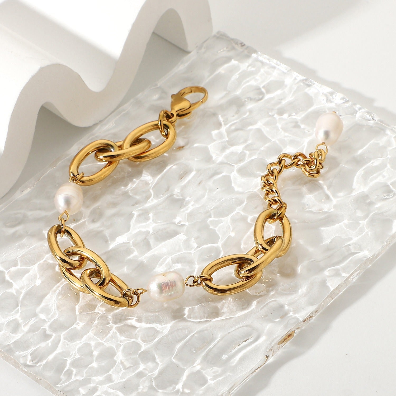 Daniela – Feine Armband mit Weißer Perle