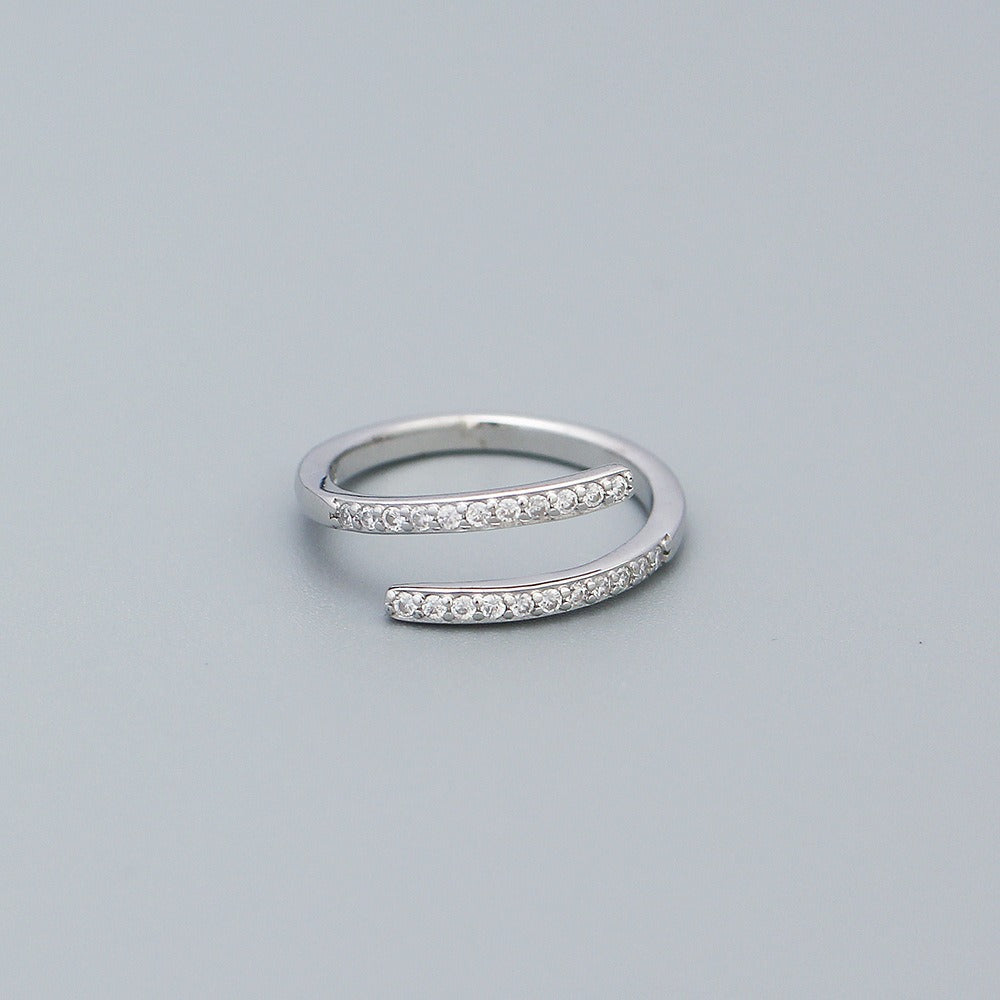 Elina – Geometrischer Ring mit eingearbeitetem Zirkon