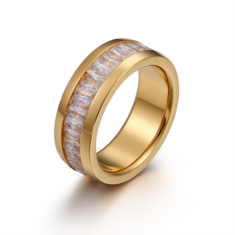 Klarissa – Diamantierter Ring aus Edelstahl