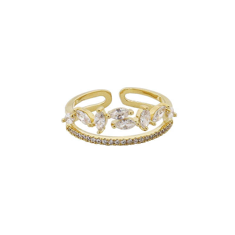 Mia – Ring aus Gold mit funkelndem Kristall