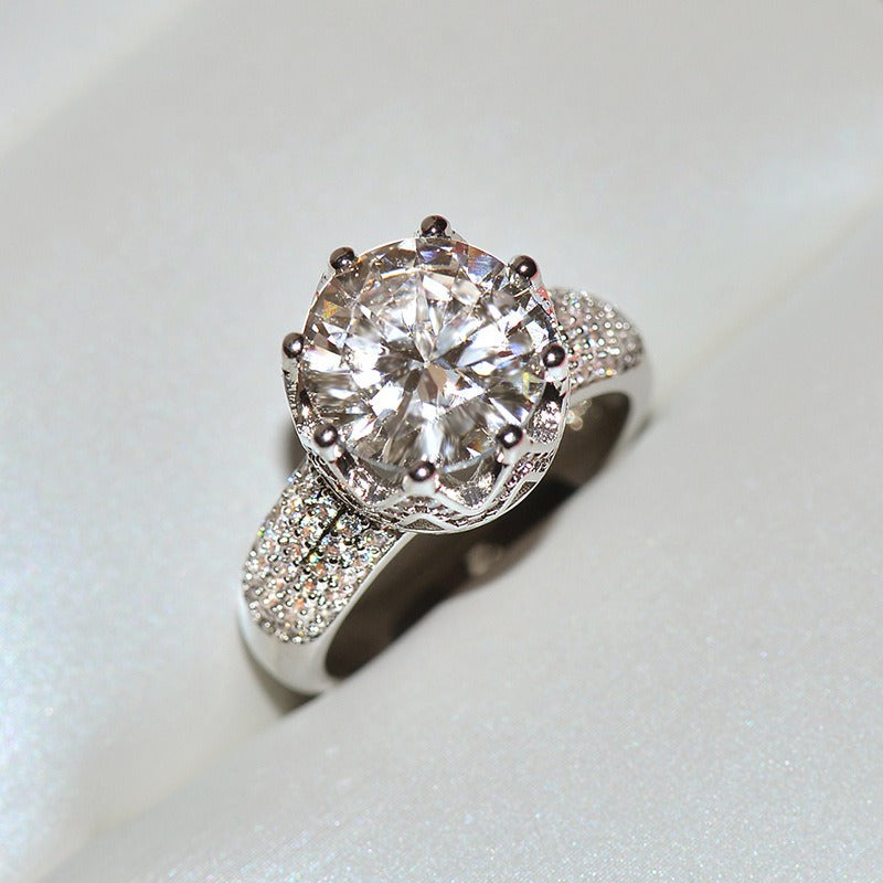 Herna – Eleganter Ring mit Weißer Topas 8ct