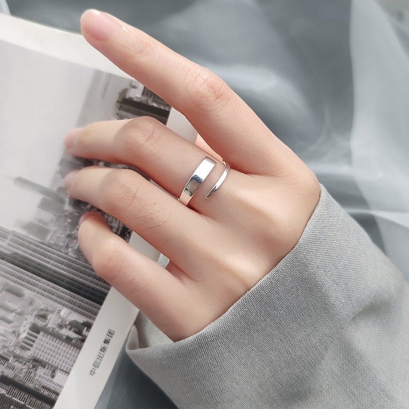 Leslie – Vintage-Silberring mit Texturiertem Finish