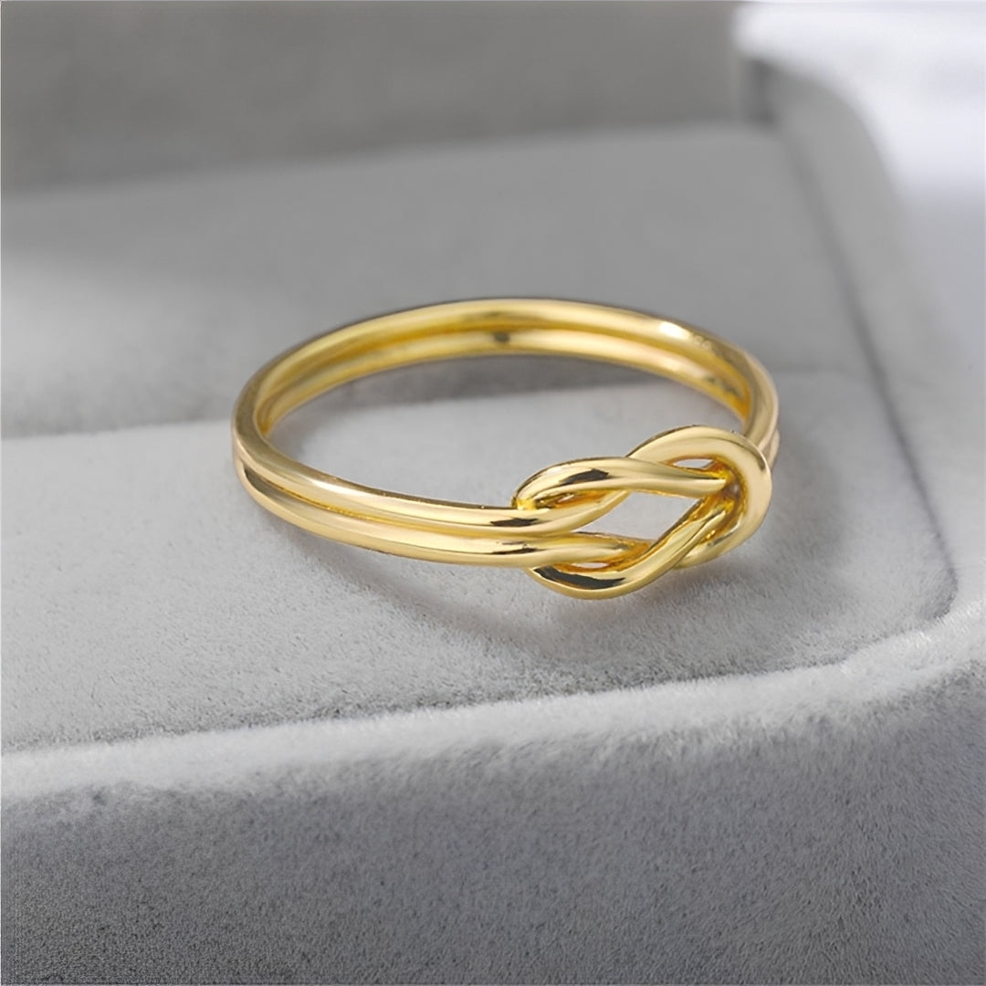 Matilda – Ring Kreuz Verflochten
