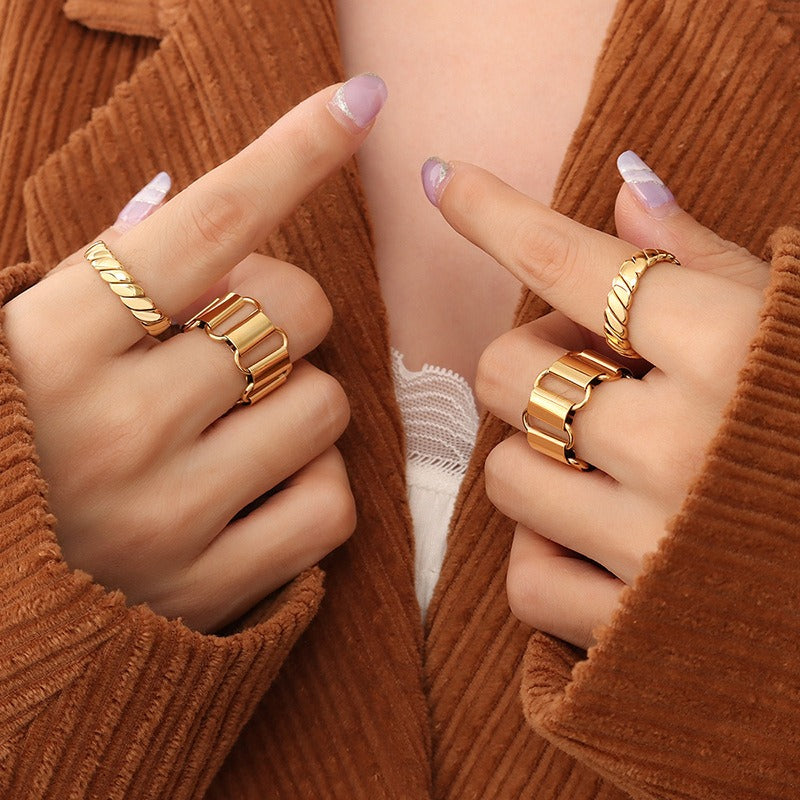 Dani – Rotierender Geometrischer Ring