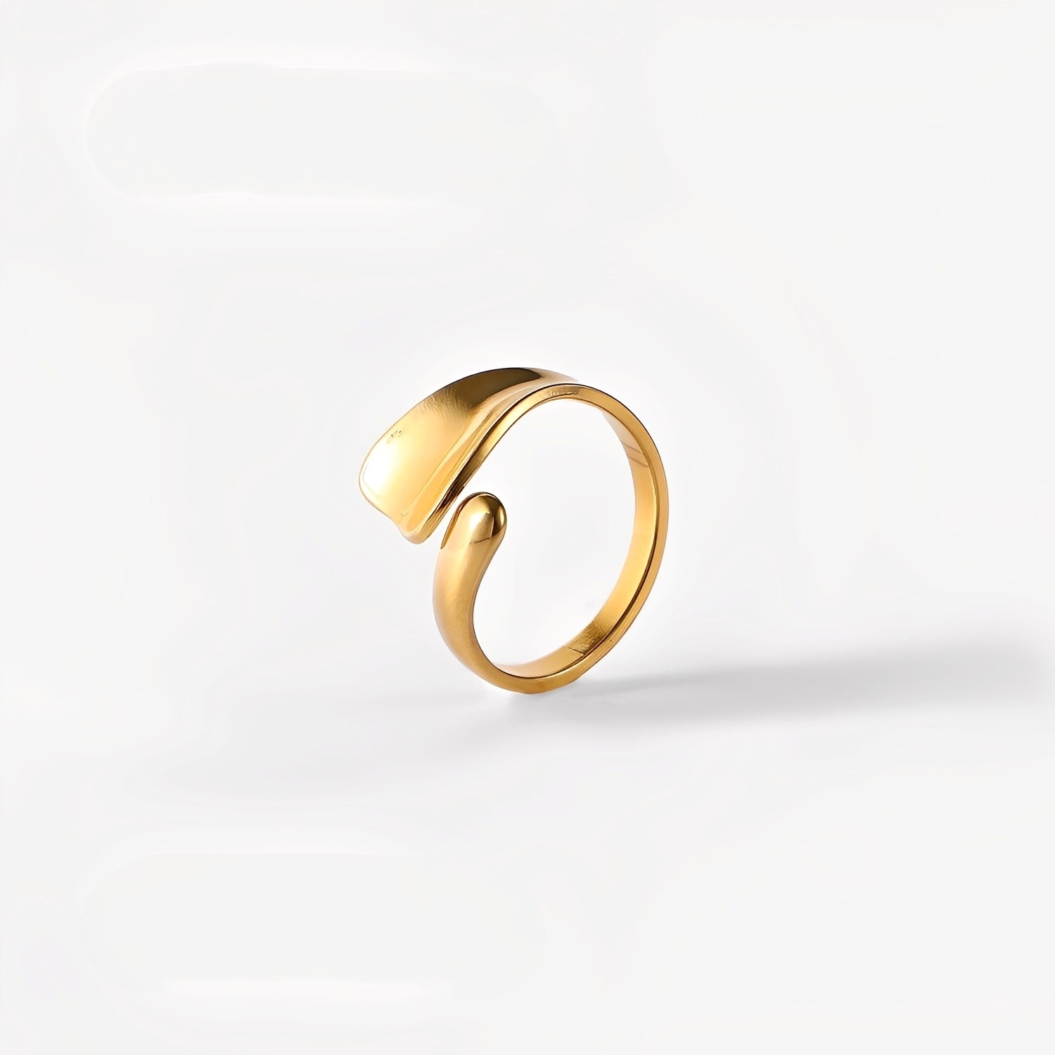 Naya – Geometrischer Ring Minimalistische Linie