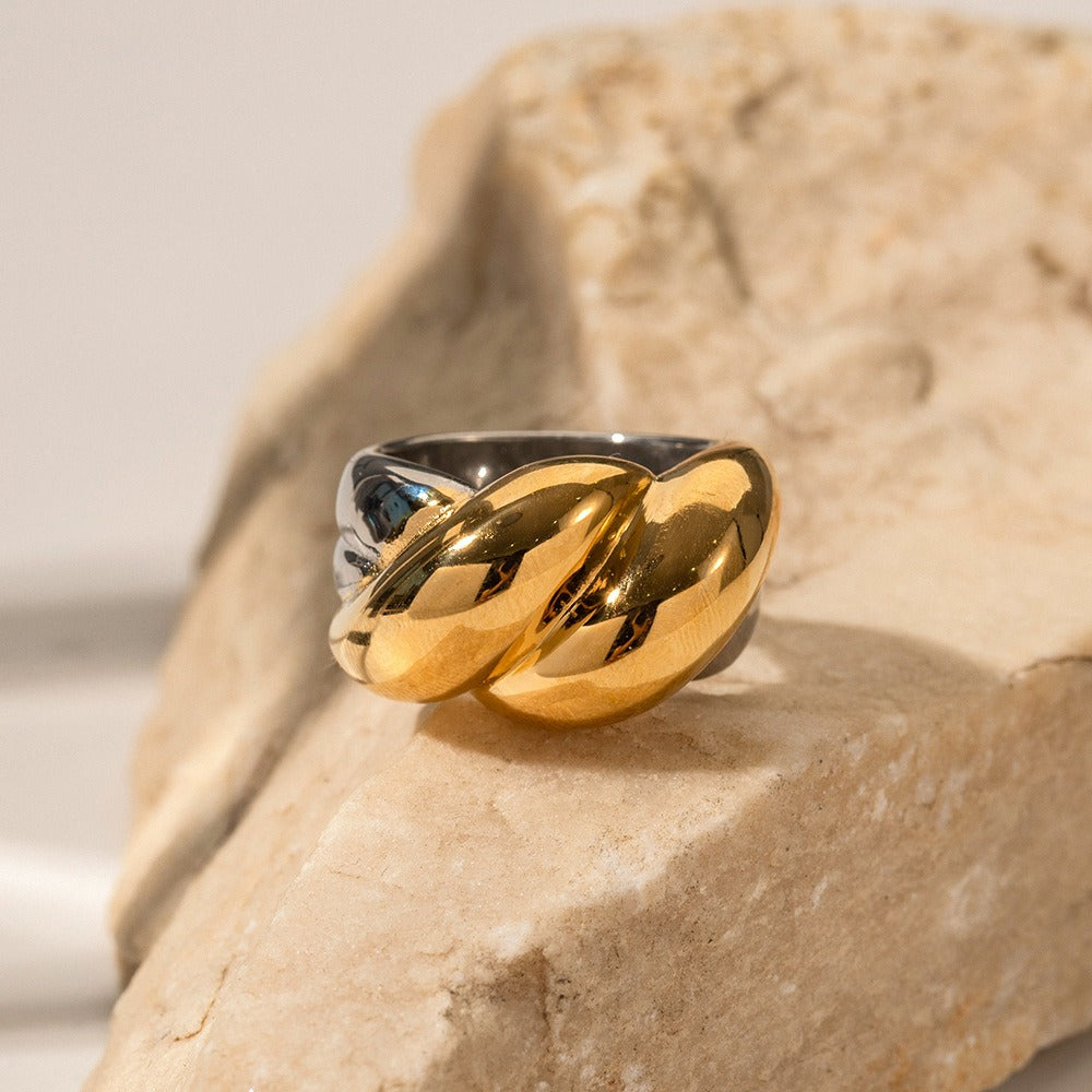 Fatima – Eleganter goldener Ring