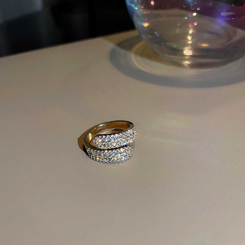 Jasmine – Offener Ring mit Glänzenden Steinen