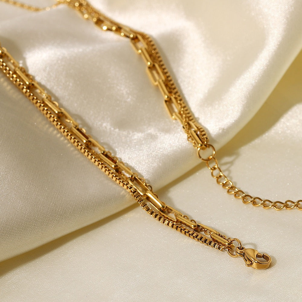 Sasha – Elegante Dreischichtige Halskette