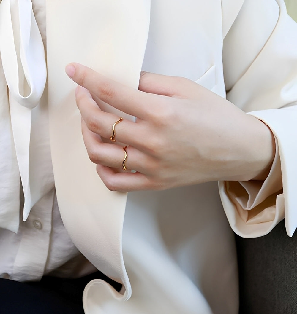 Lorena – Ring Welle Elegant Gebogen