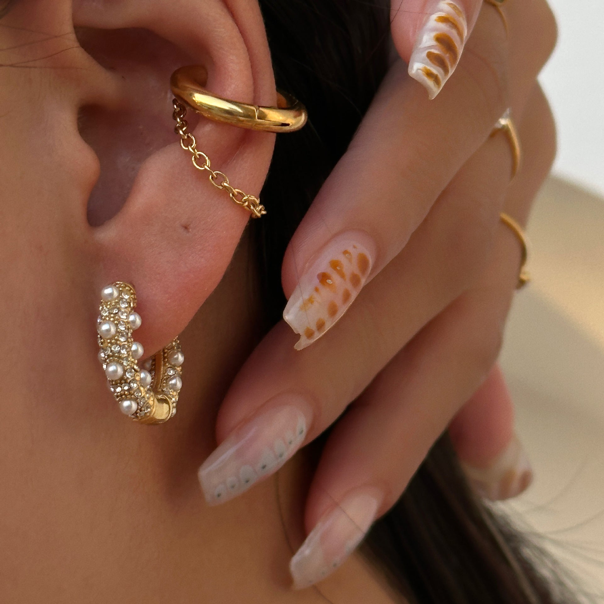 Alice – Elegante Perlencreolen