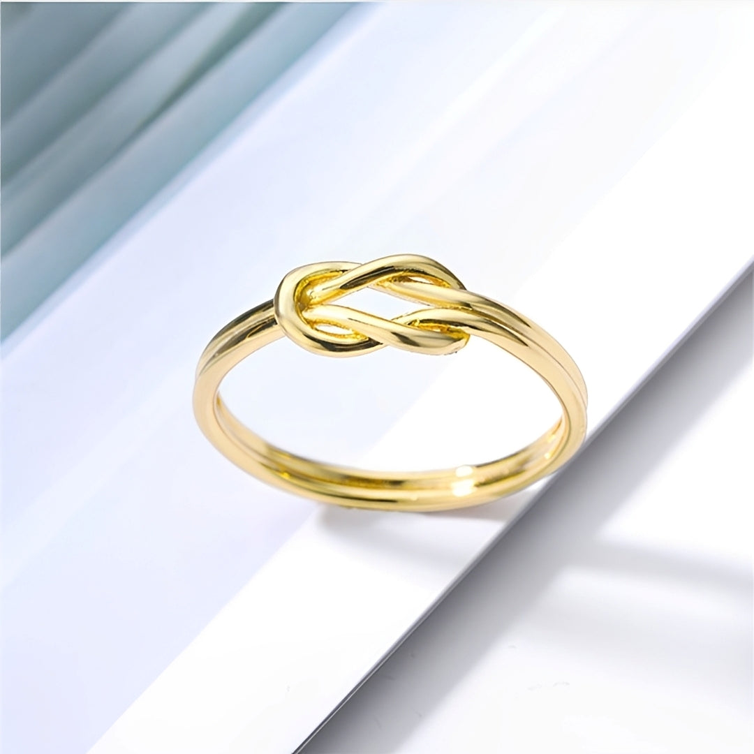 Matilda – Ring Kreuz Verflochten