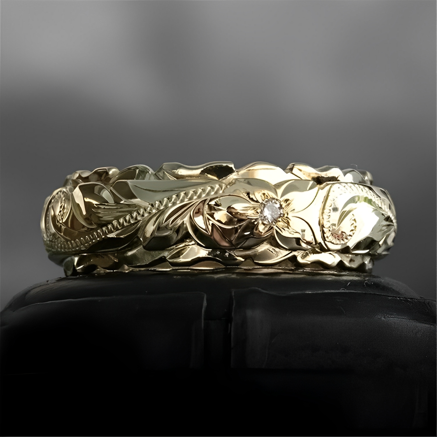 Floria – Ring Goldene Vintage-Blume
