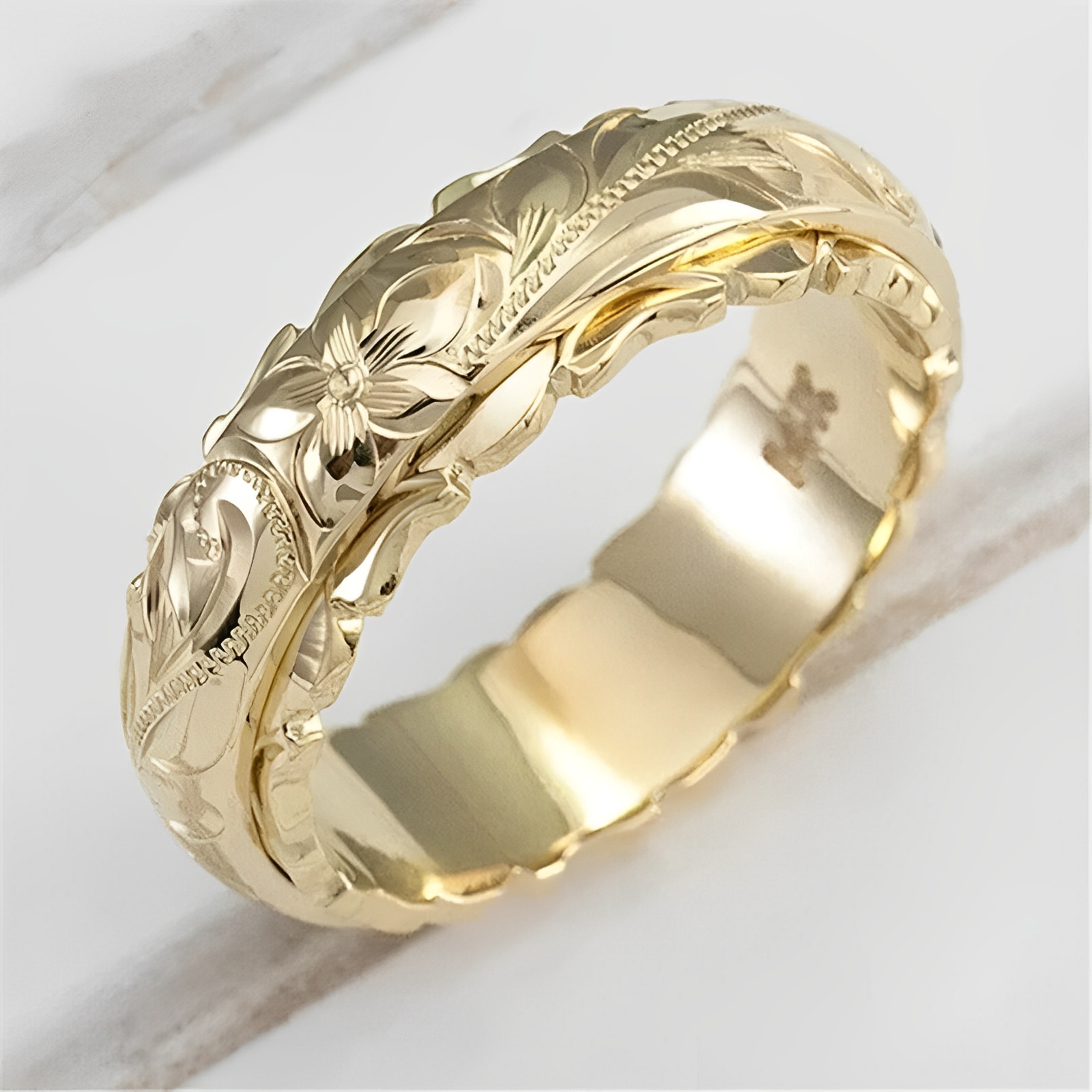 Floria – Ring Goldene Vintage-Blume