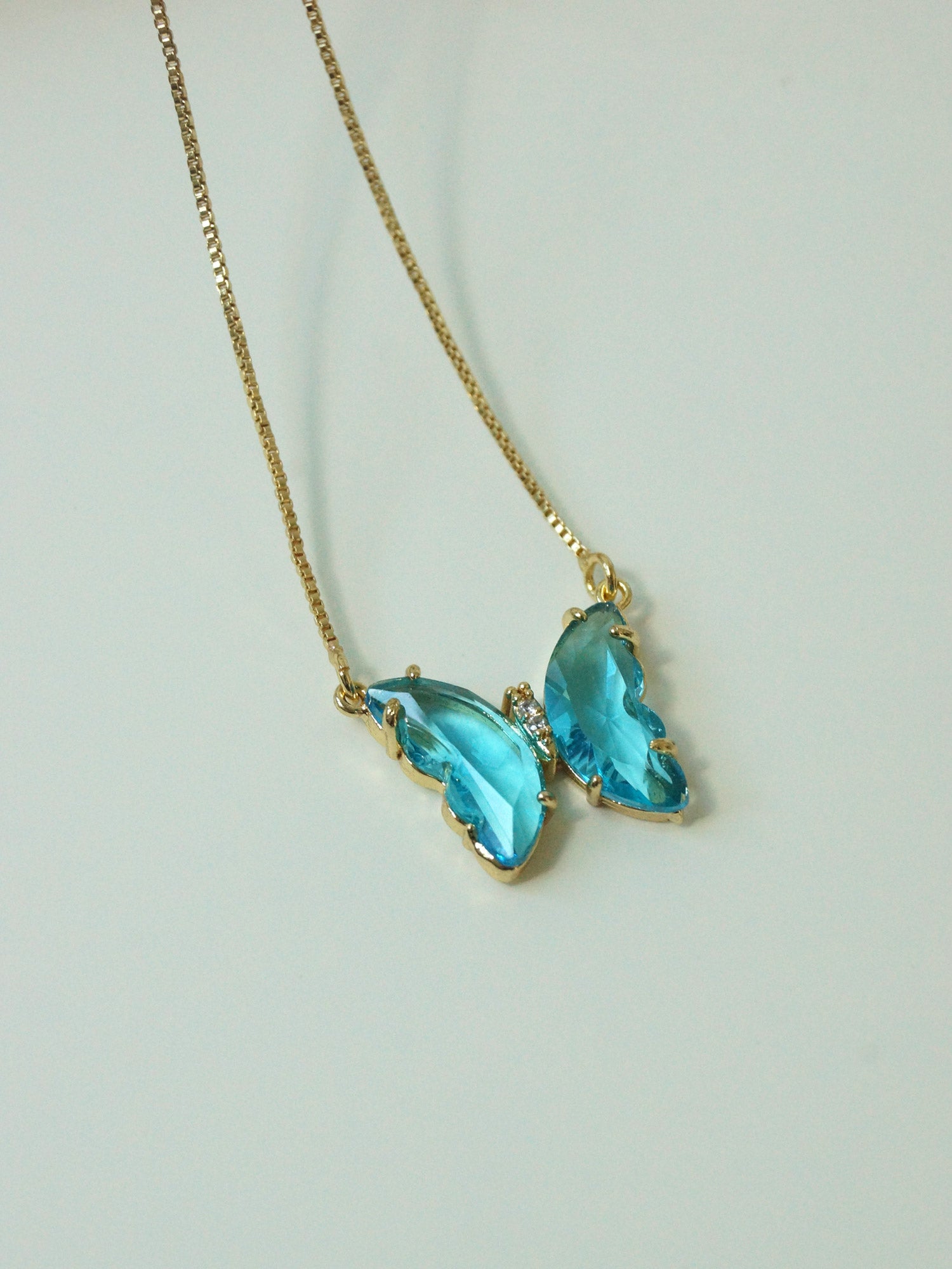 Aurora - Aqua Kristall Schmetterling Halskette