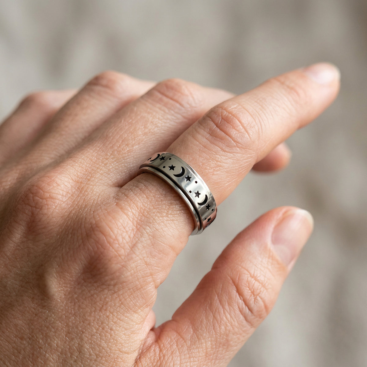 Damen Drehring mit Mond und Stern und beweglichem Design