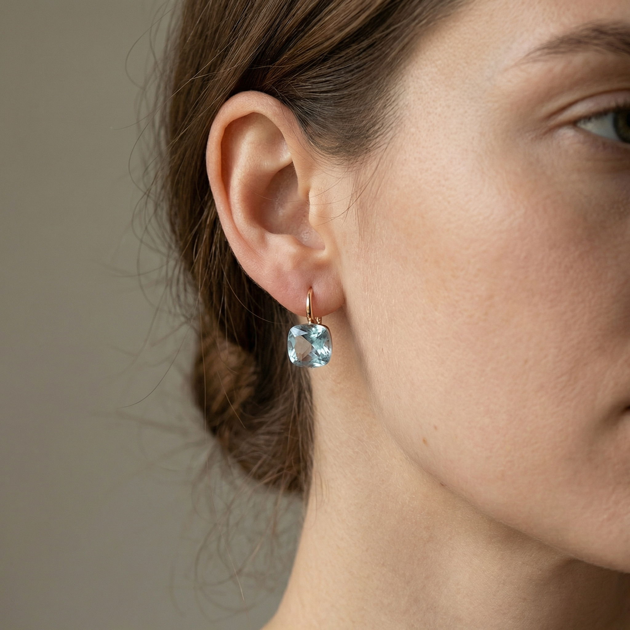 Manon – Ohrringe Zirkon Blau Vintage
